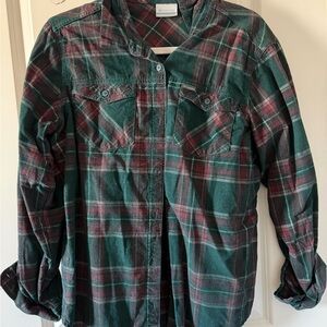 Columbia Dark Green and Red Plaid Shirt